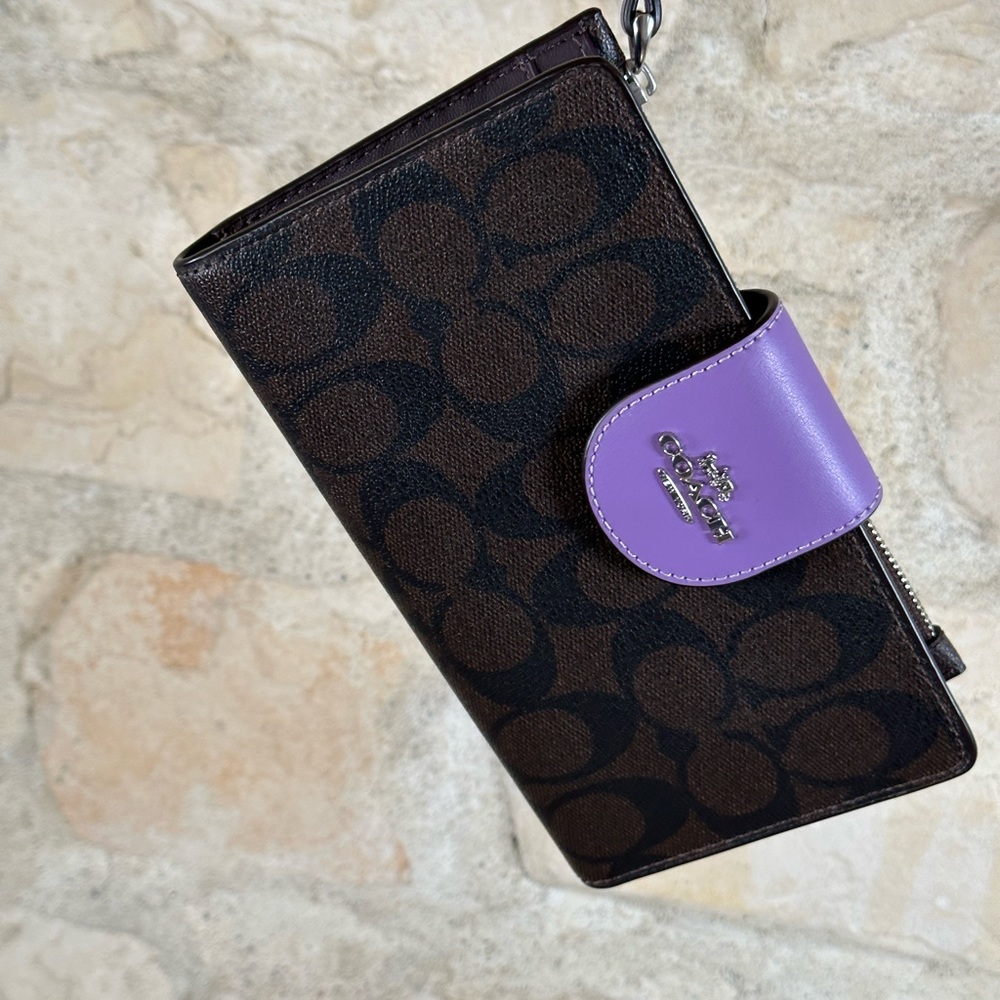 Coach Signature Tech Zip Wallet NWT Women gift School purple - Picture 5 of 5